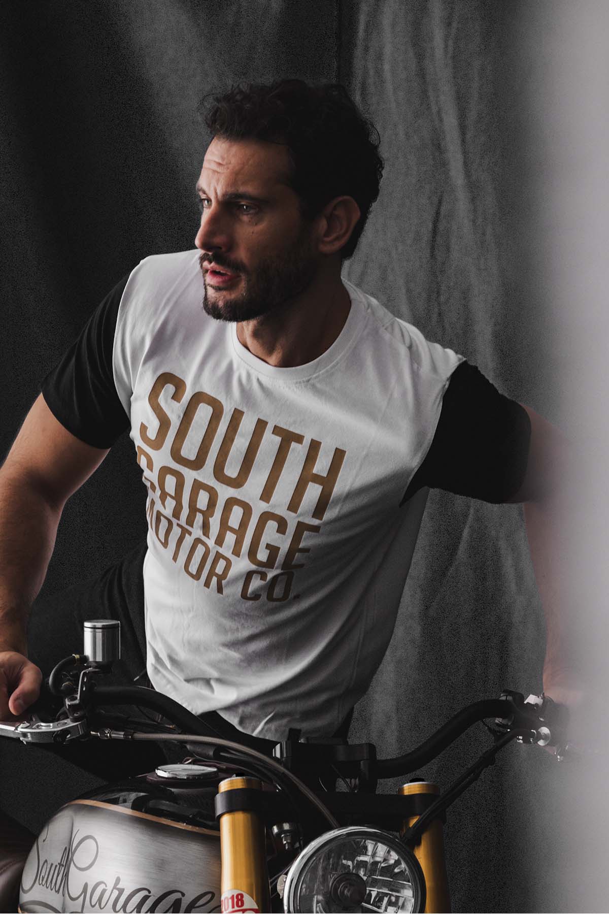 MOTOR CO 03 T-SHIRT - WHITE/BLACK