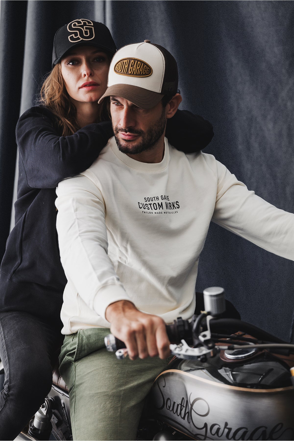 CUSTOM WORKS SWEATSHIRT 04 - CREAM